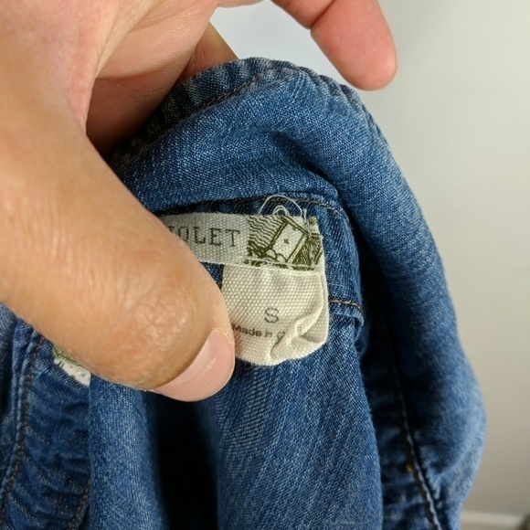 Chelsea and violet chambray roll sleeve dress - Picture 6 of 6